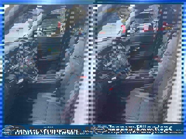 Certified 2025 Nissan Kicks SR image 16