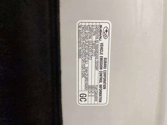 Used 2025 Subaru Forester Premium AWD/4WD image 14