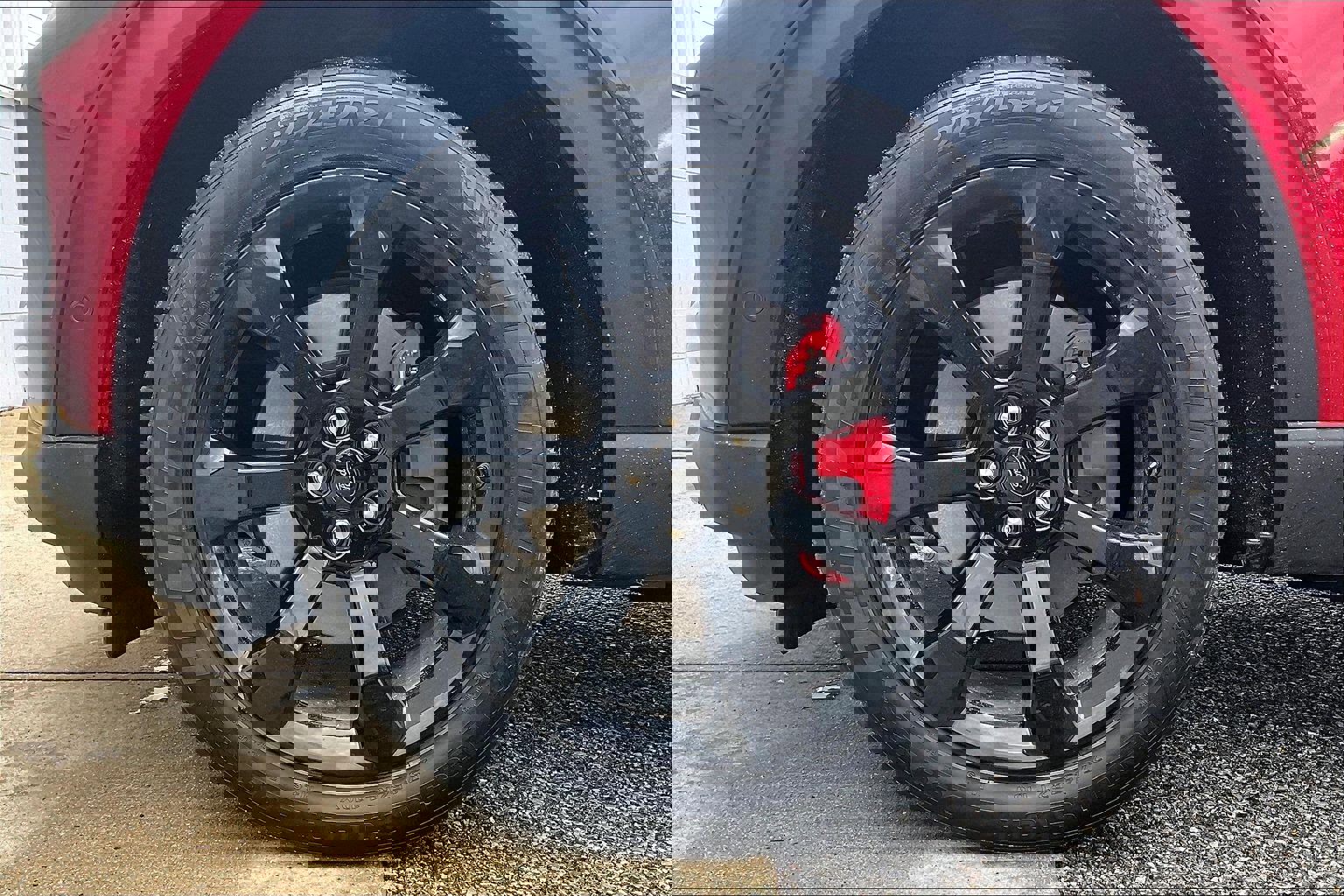 Used 2020 Ford Explorer ST w/ ST Street Pack image 11