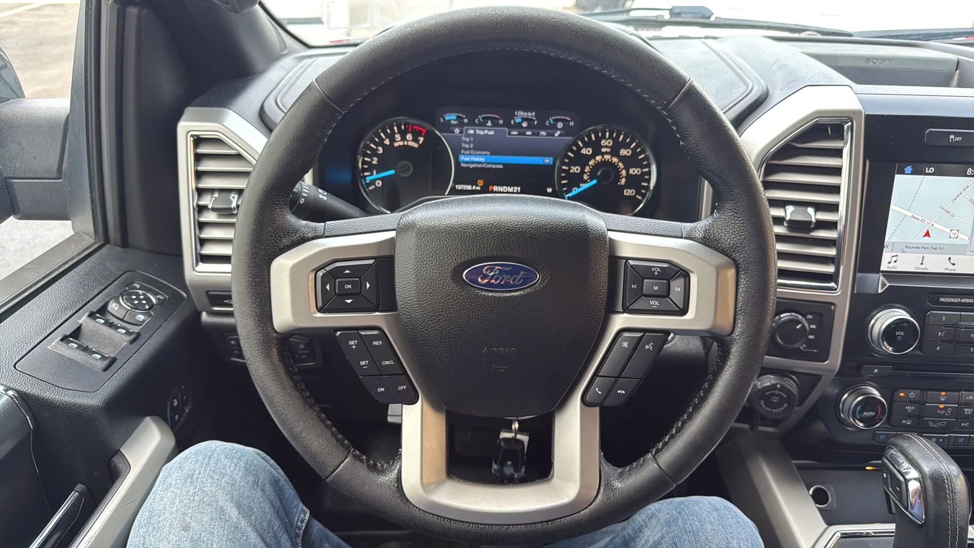 Used 2016 Ford F150 Lariat w/ Equipment Group 501A Mid AWD/4WD image 10