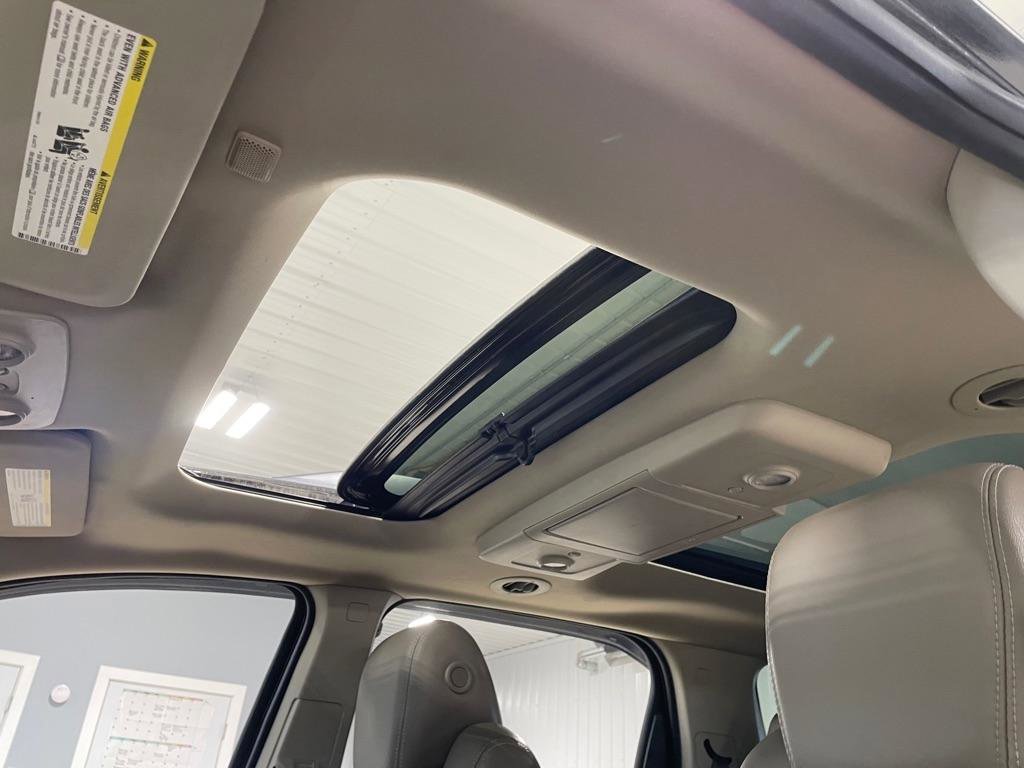 Used 2015 GMC Acadia Denali image 39