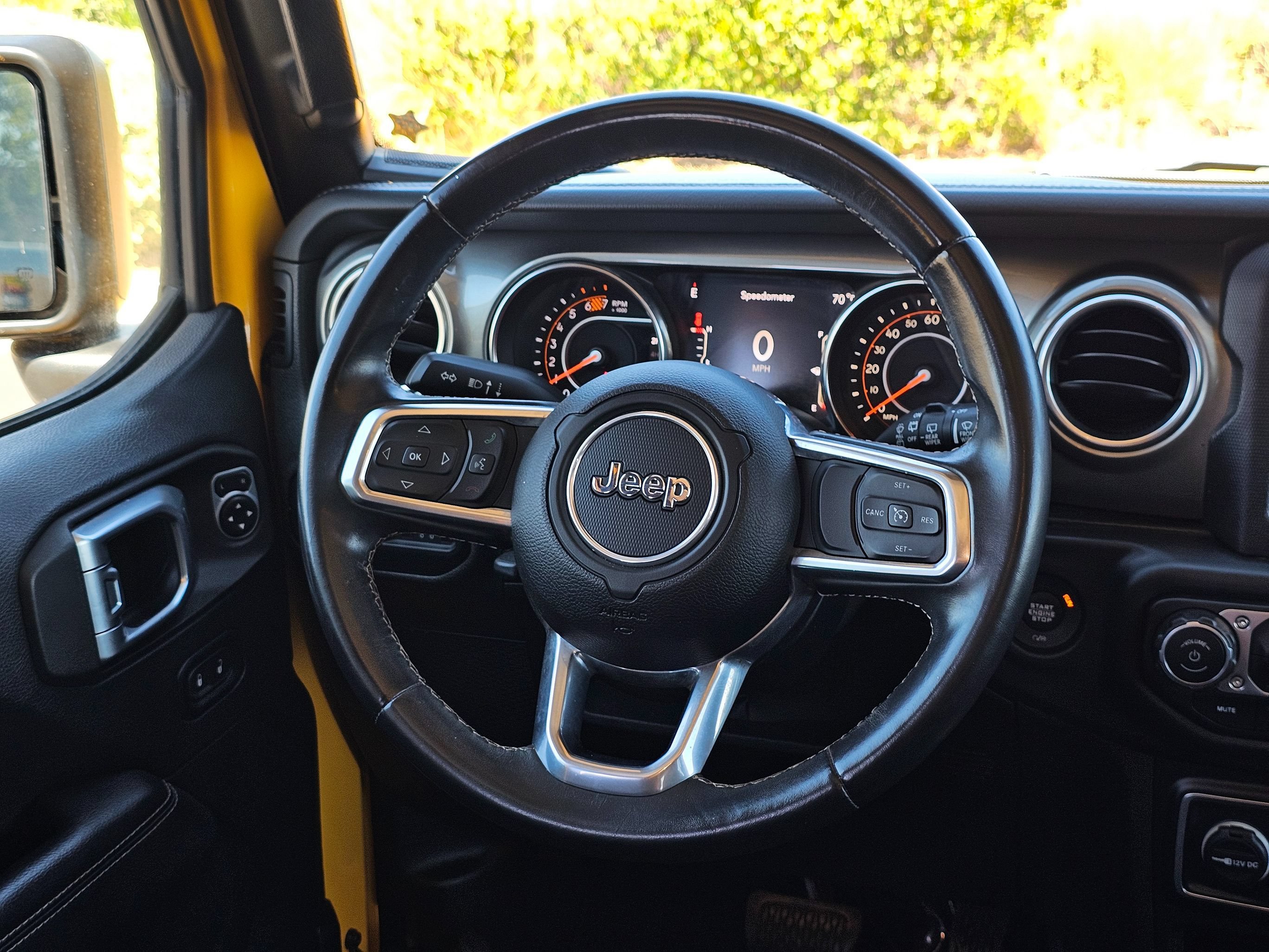 Used 2019 Jeep Wrangler Unlimited Sahara AWD/4WD image 22