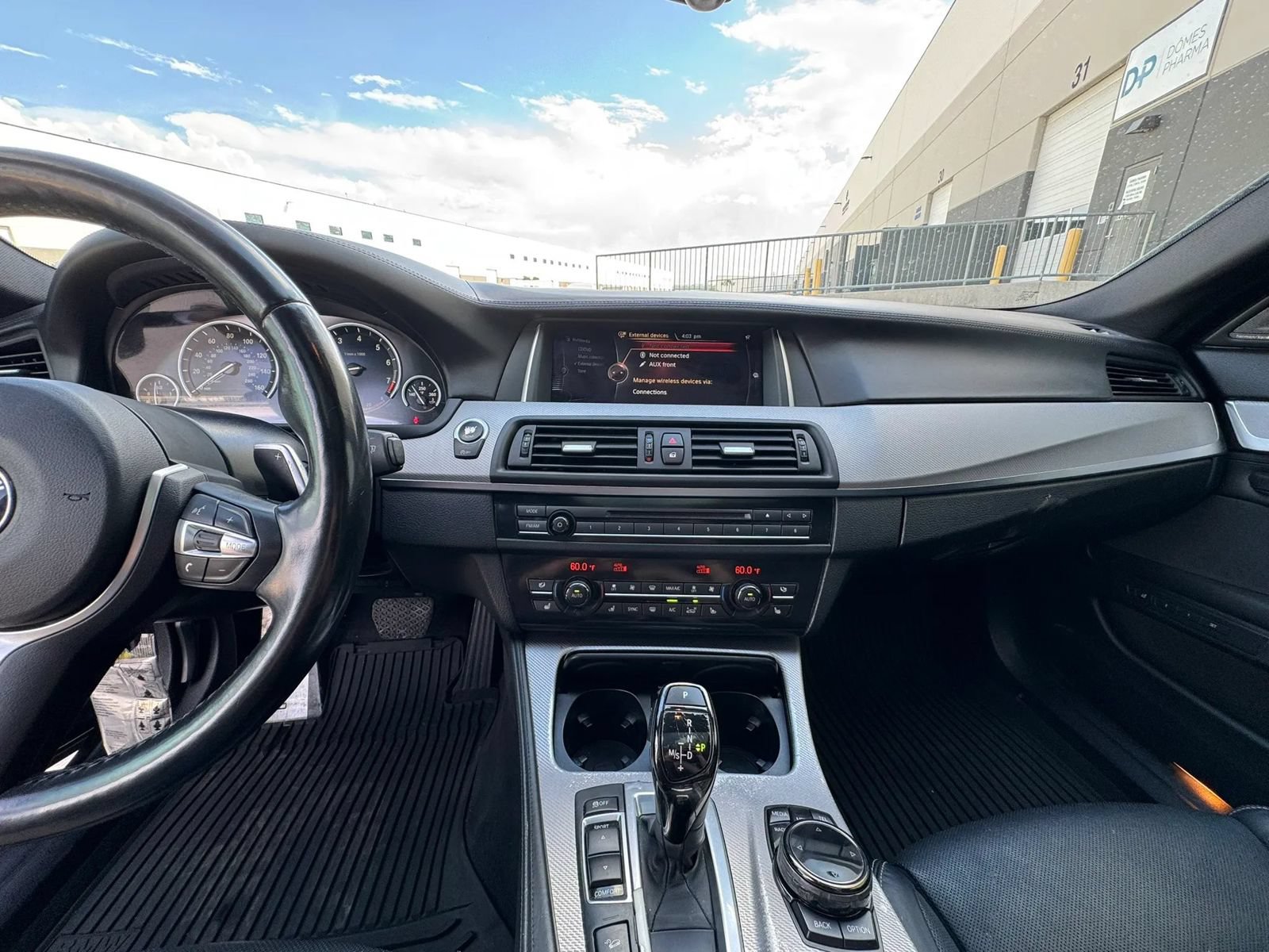 Used 2016 BMW 550i xDrive Sedan AWD/4WD image 10