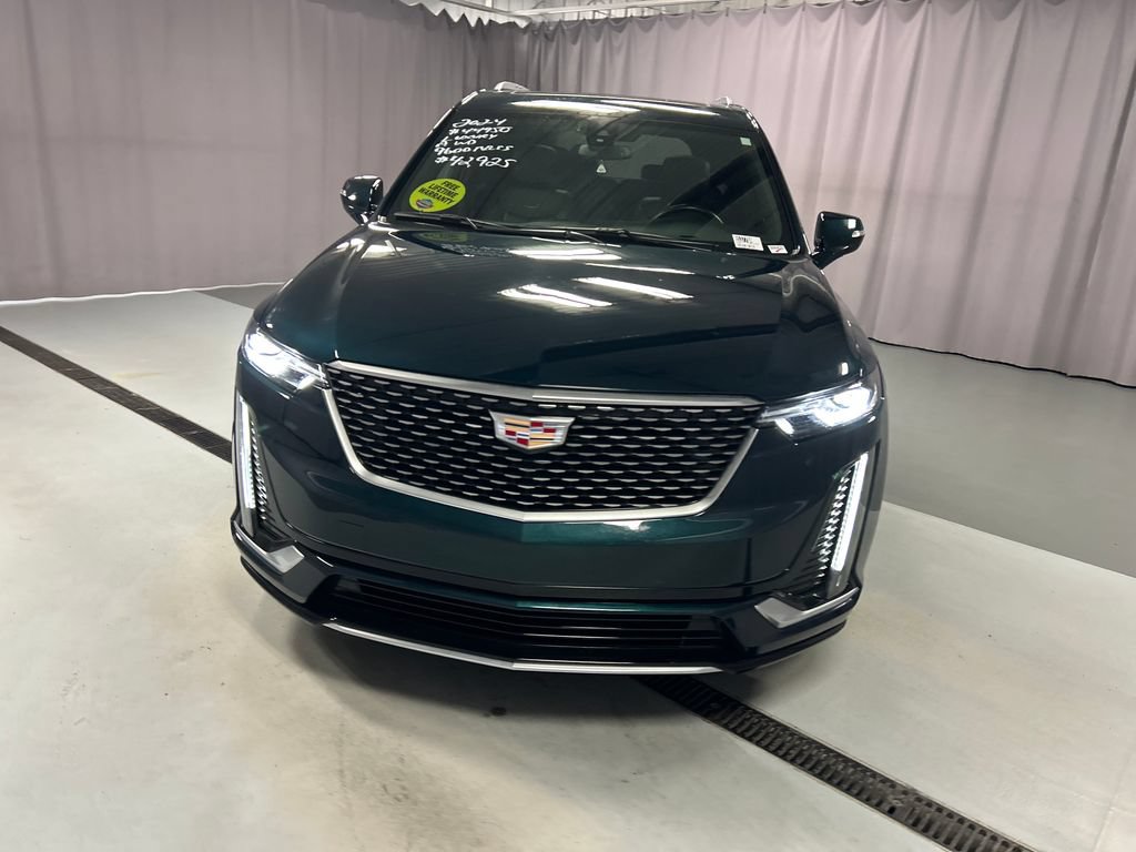 Used 2024 Cadillac XT6 Luxury w/ LPO, Floor Liner Package AWD/4WD image 2