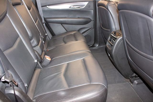 Used 2018 Cadillac XT5 Premium Luxury image 12