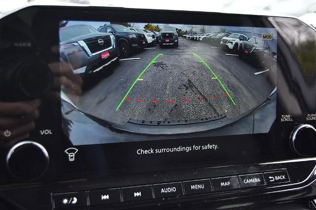 New 2025 Nissan Pathfinder Platinum w/ Cargo Package image 17