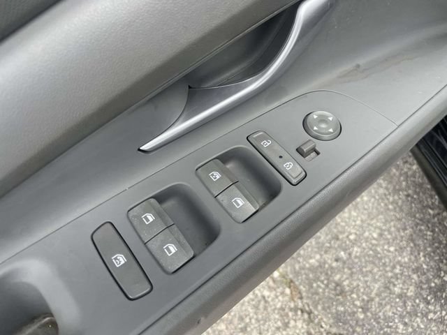 Used 2023 Hyundai Elantra SEL FWD image 12