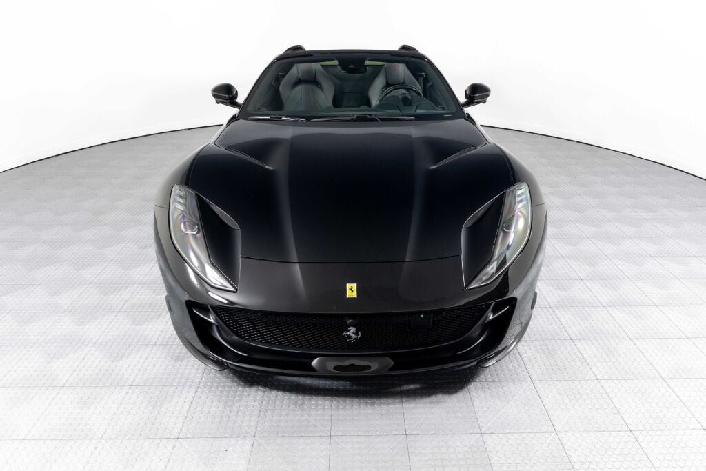 Used 2021 Ferrari 812 GTS RWD image 15