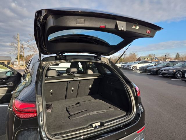 Used 2023 Mercedes-Benz GLC 300 4MATIC image 27