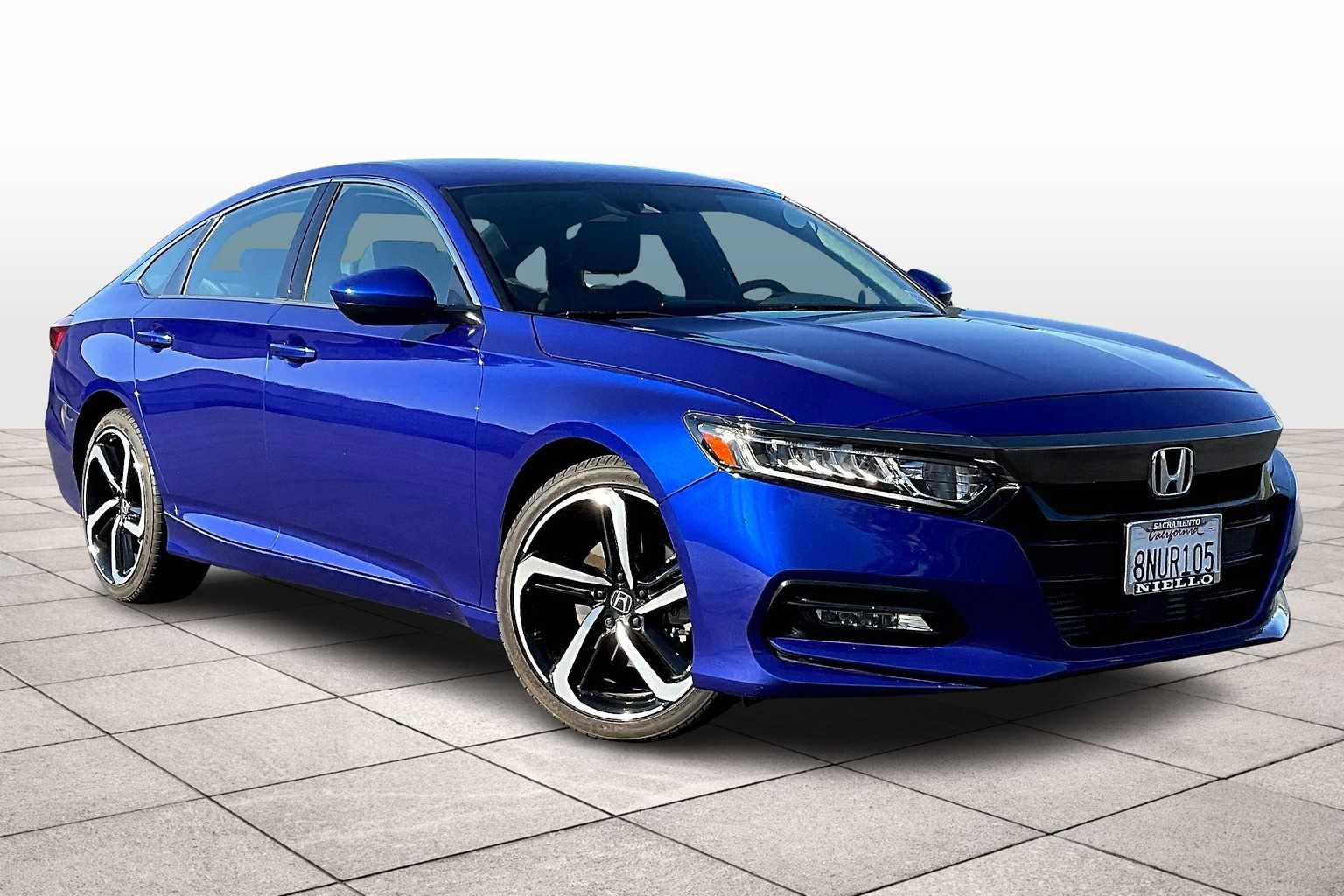 Used 2020 Honda Accord Sport image 2