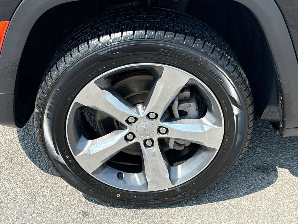 Used 2021 Jeep Grand Cherokee L Limited AWD/4WD image 10