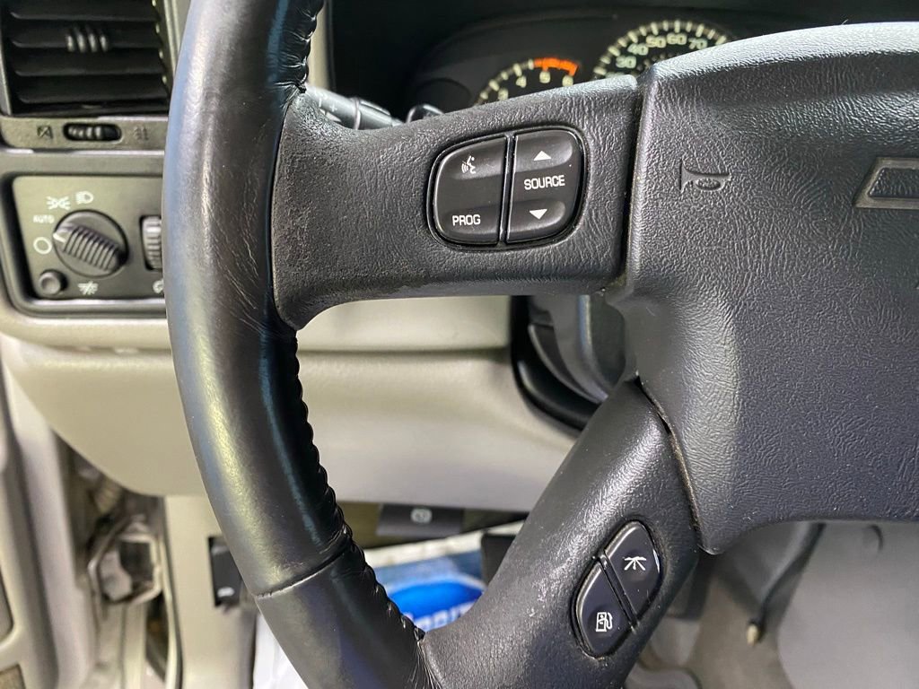 Used 2004 Chevrolet Silverado 3500 LT image 19