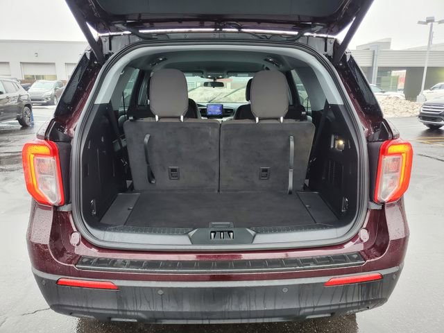 Used 2022 Ford Explorer XLT image 29