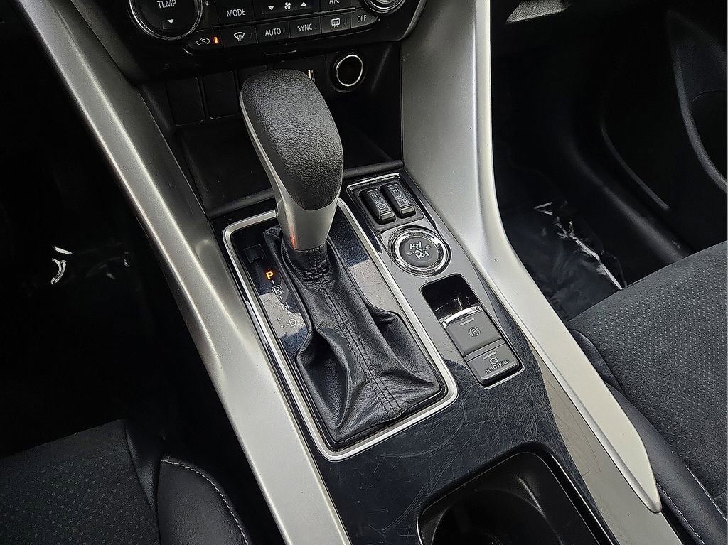 Used 2024 Mitsubishi Eclipse Cross SE image 29