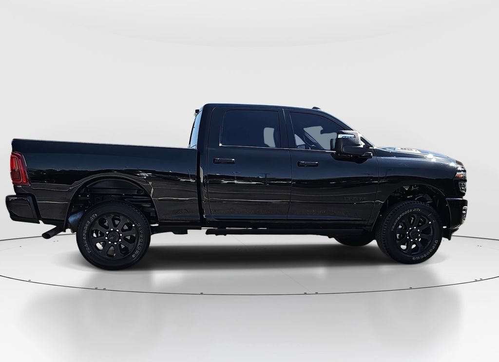 Used 2026 RAM 2500 Laramie AWD/4WD image 4