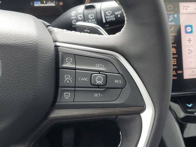New 2026 Jeep Grand Cherokee L Limited w/ Luxury Tech Group II AWD/4WD image 24