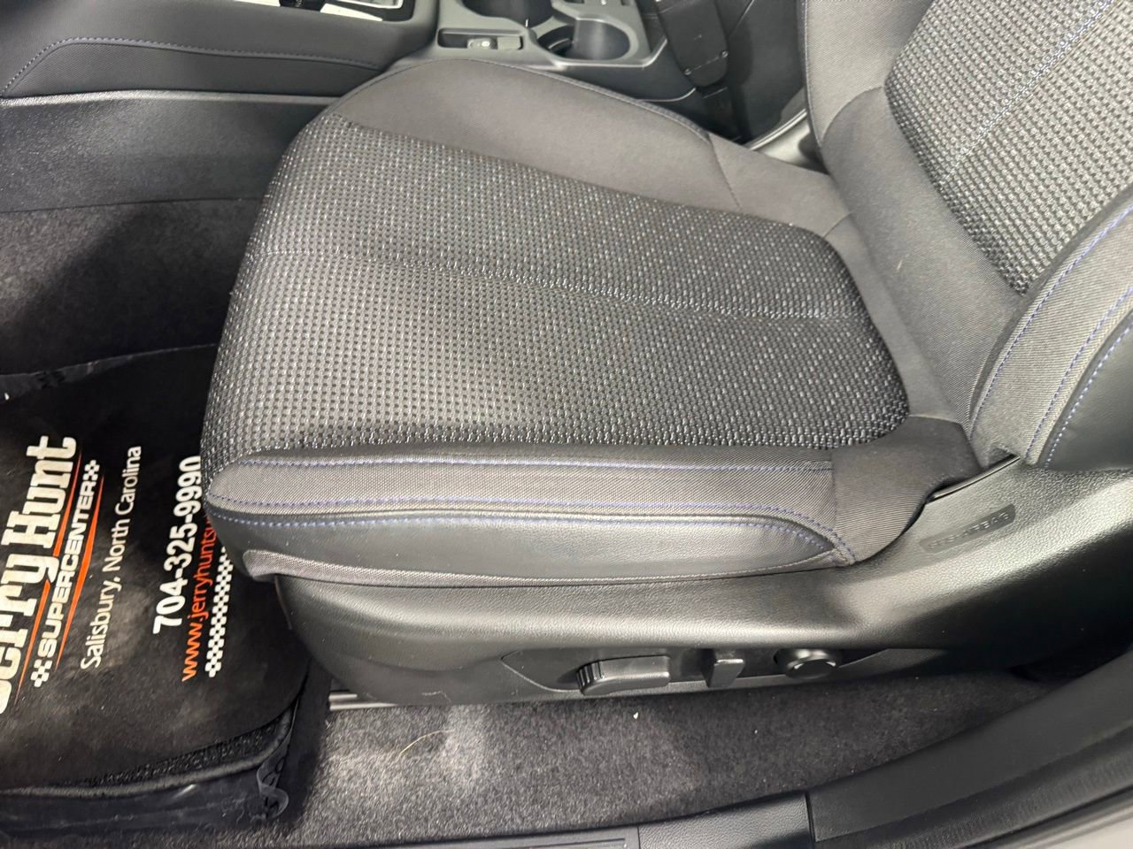 Used 2025 Subaru Forester Premium w/ Convenience Package #1 image 11