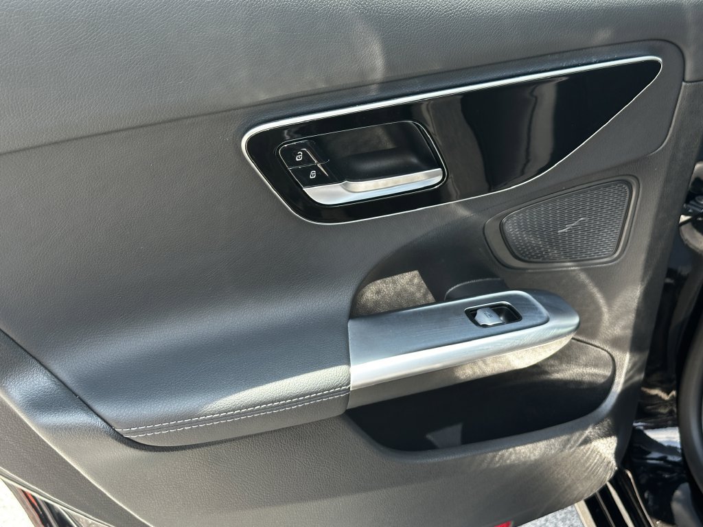 Certified 2025 Mercedes-Benz C 300 4MATIC Sedan image 25