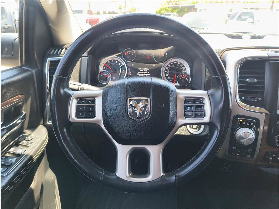 Used 2017 RAM 1500 Laramie w/ Convenience Group AWD/4WD image 7