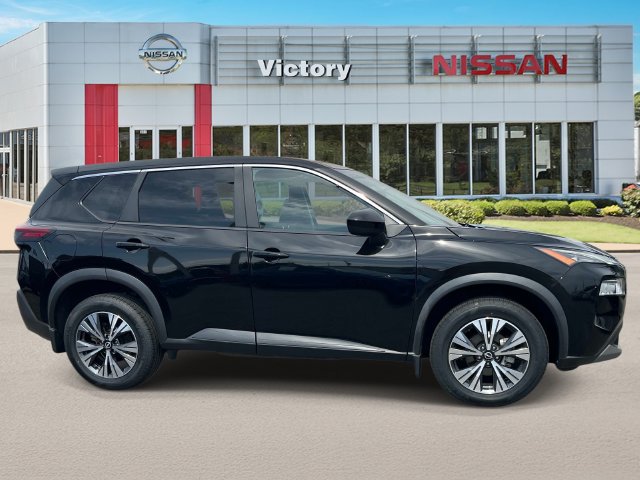Used 2023 Nissan Rogue SV AWD/4WD image 2