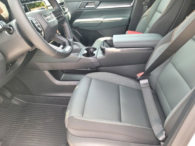 New 2026 GMC Terrain AT4 w/ LPO, Floor Liner Package AWD/4WD image 11