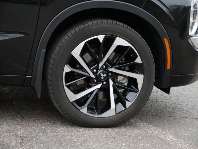 Used 2024 Mitsubishi Outlander SEL AWD/4WD image 7