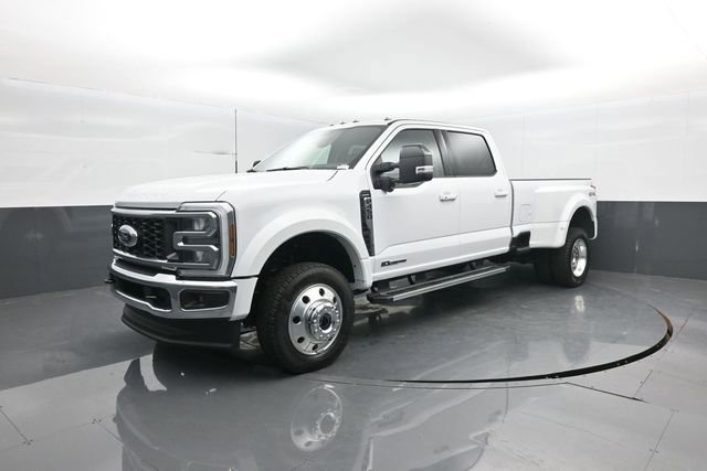 New 2026 Ford F450 Lariat AWD/4WD image 4
