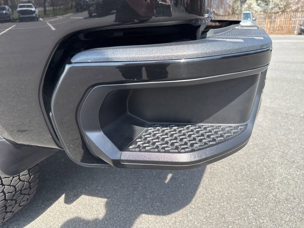 Used 2023 Chevrolet Silverado 2500 High Country w/ LPO, Hitch Package image 11