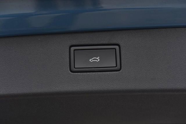 New 2026 Volkswagen Tiguan SE R-Line image 26