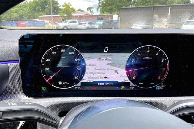 Used 2025 Mercedes-Benz CLA 250 image 12