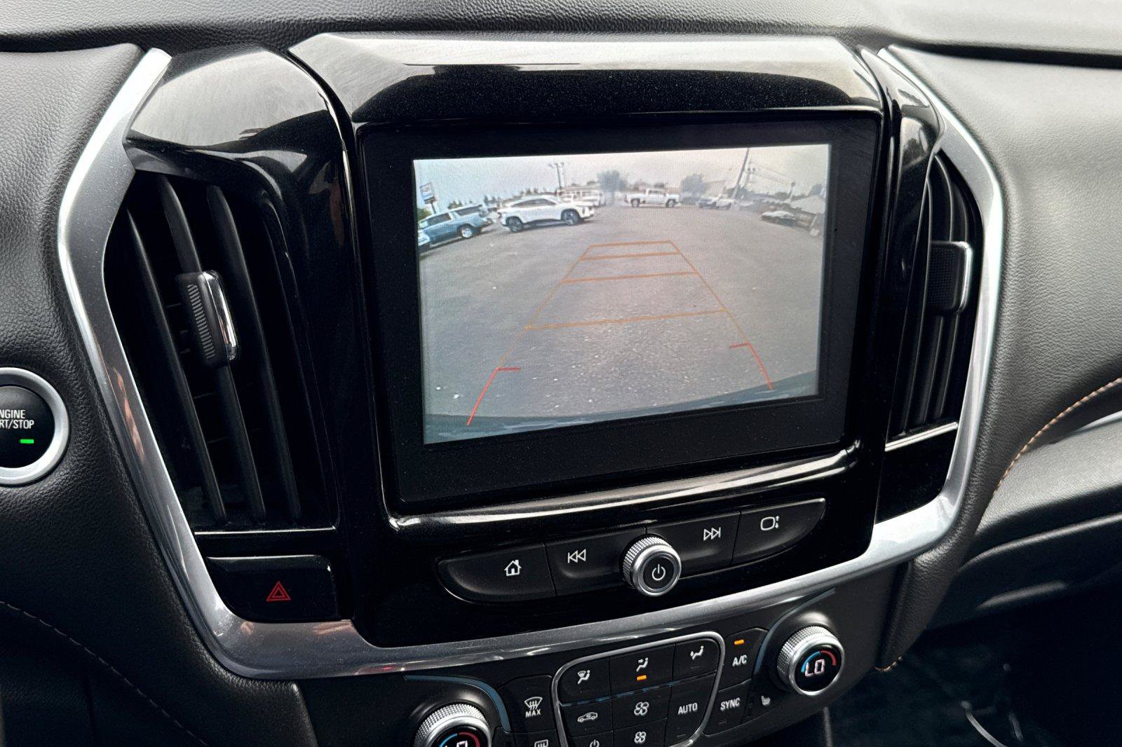Used 2019 Chevrolet Traverse LT FWD image 23