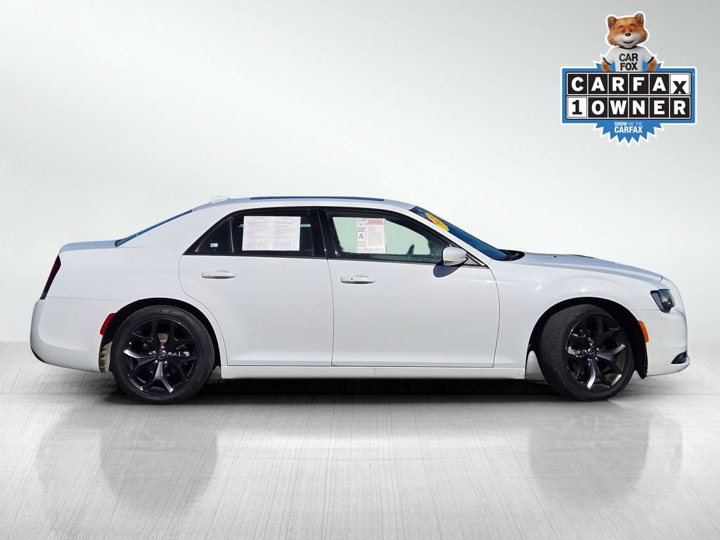 Used 2023 Chrysler 300 S RWD image 3