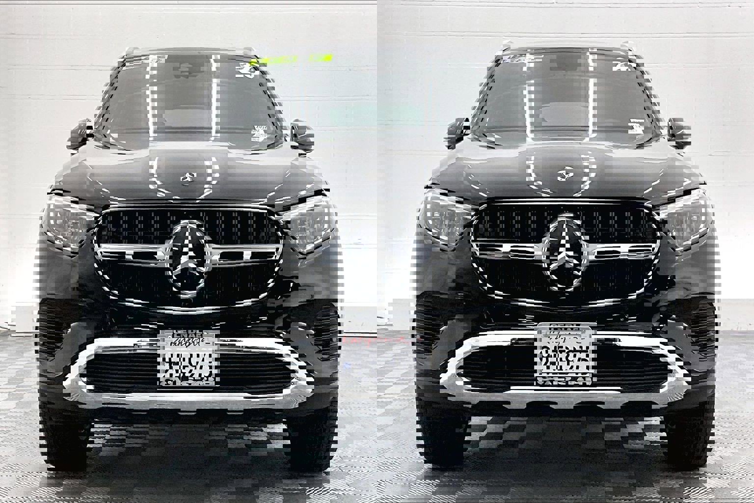 Used 2026 Mercedes-Benz GLC 300 image 2