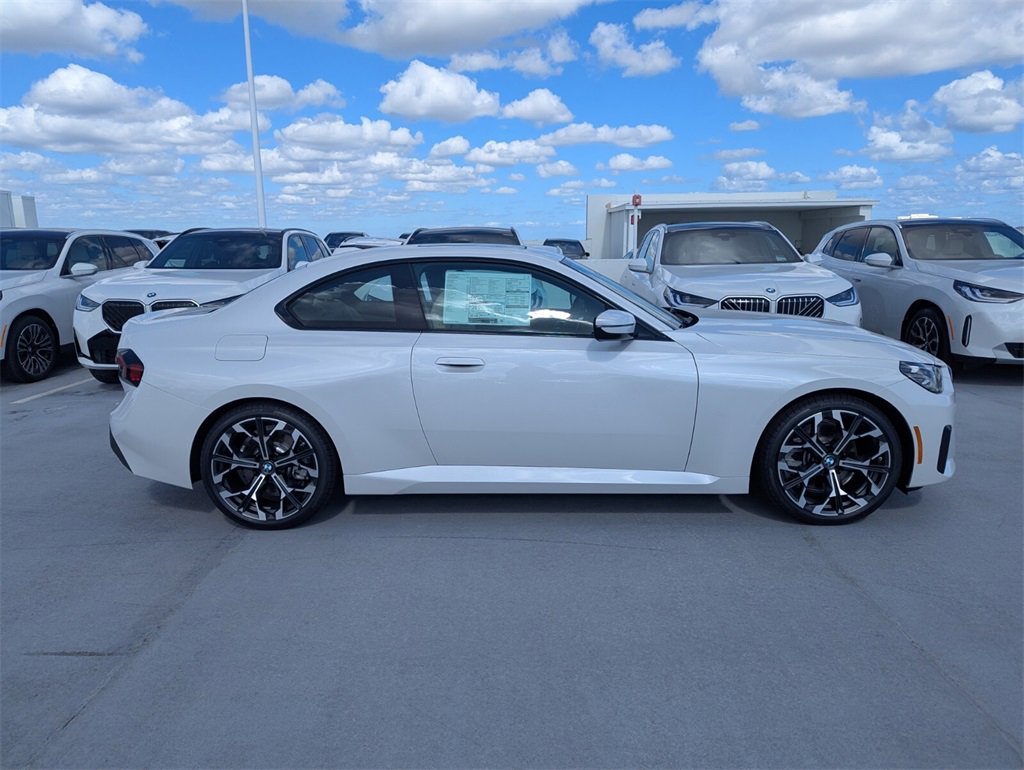 New 2026 BMW 230i Coupe image 3