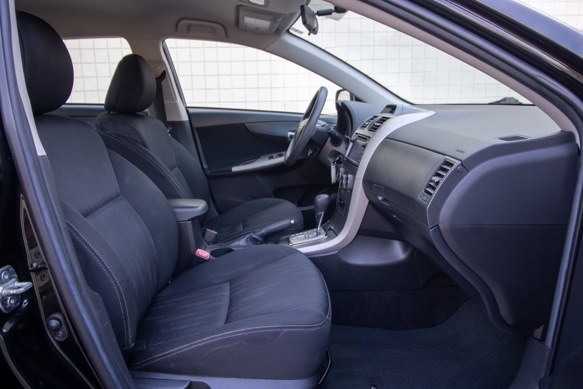 Used 2013 Toyota Corolla S FWD image 20