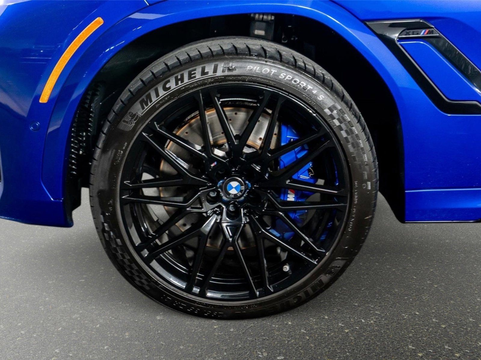 Used 2026 BMW X6 M Competition AWD/4WD image 12