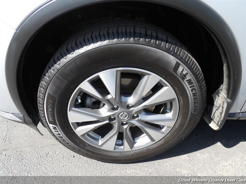 Used 2018 Nissan Murano SL w/ Moonroof Package AWD/4WD image 11