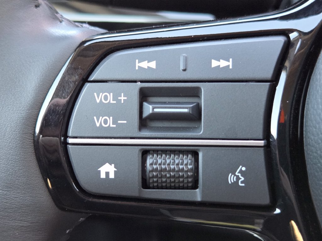 Used 2024 Honda CR-V EX-L image 16