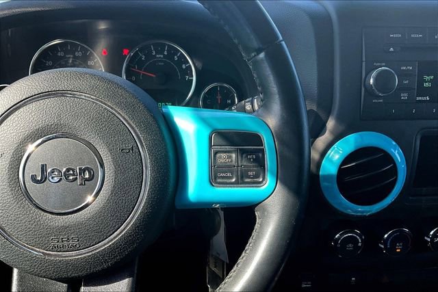 Used 2018 Jeep Wrangler Unlimited Sport w/ Connectivity Group image 11