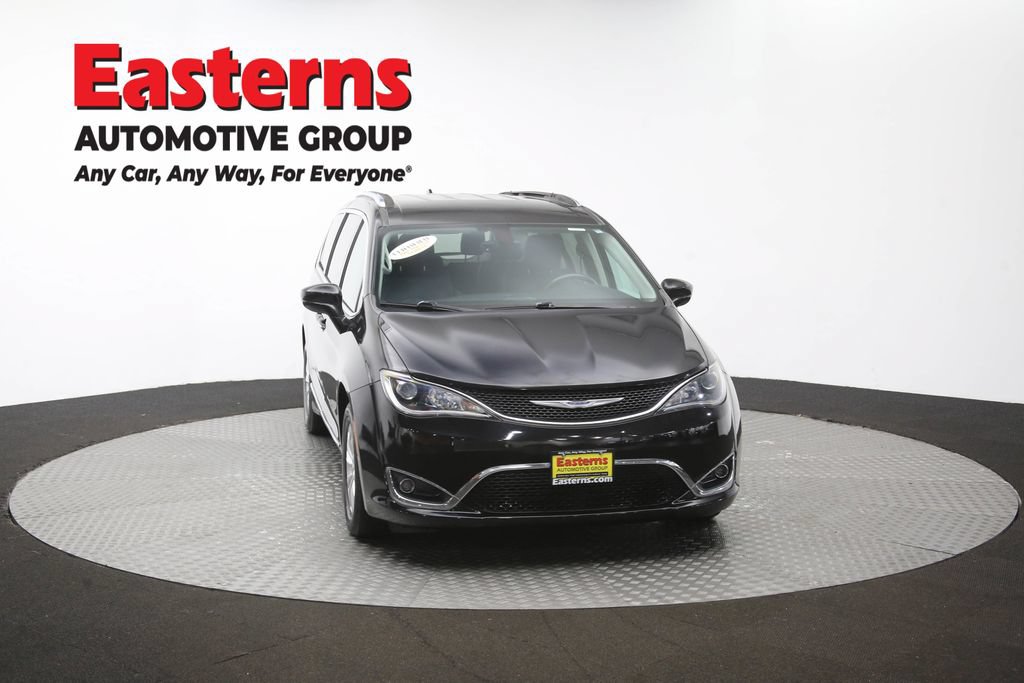 Used 2019 Chrysler Pacifica Touring-L FWD image 50