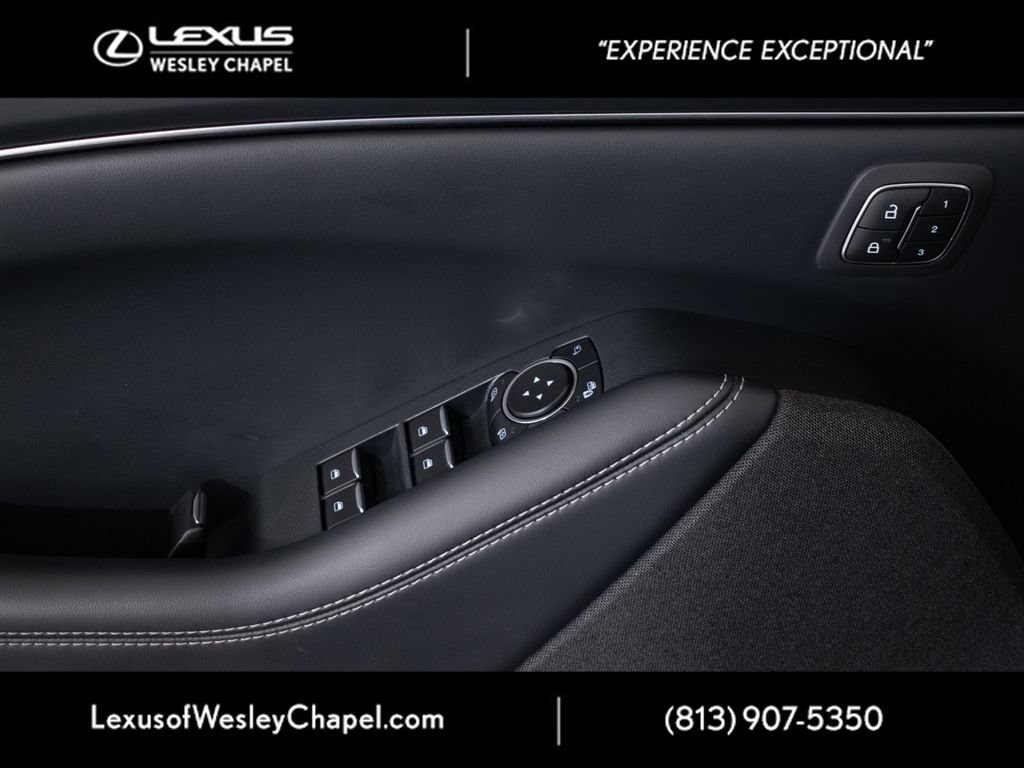 Used 2022 Ford Mustang Mach-E Premium RWD image 31