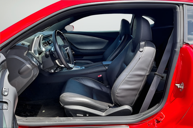 Used 2010 Chevrolet Camaro SS w/ RS Package RWD image 16