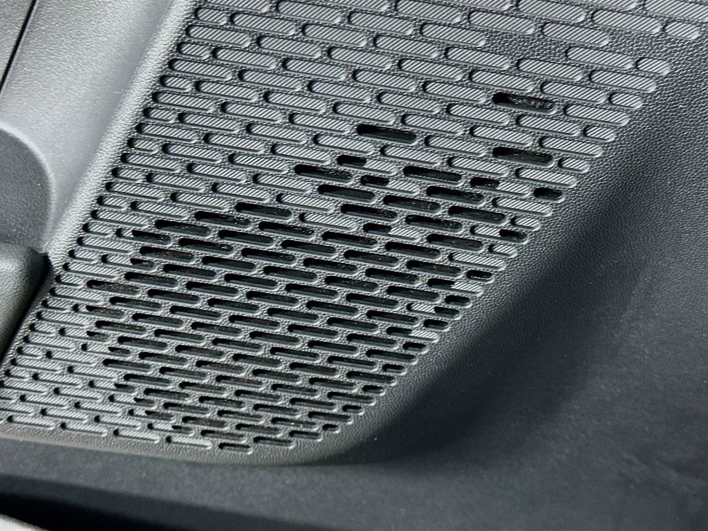 Certified 2025 MINI Cooper 4-Door Hardtop image 18