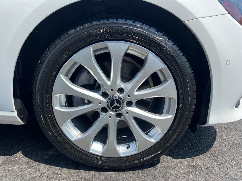 Used 2018 Mercedes-Benz E 300 4MATIC w/ Premium 2 Package (Q02) image 28