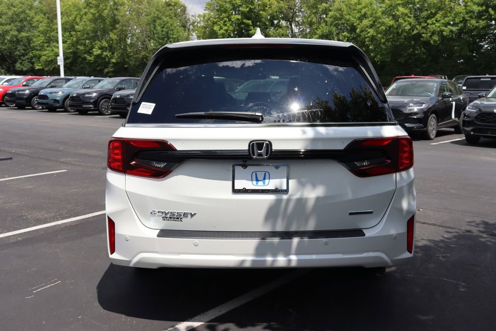 Used 2026 Honda Odyssey Touring image 4