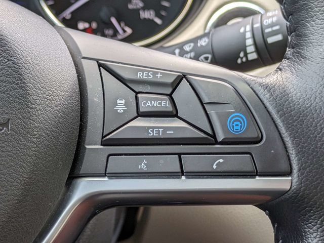 Used 2022 Nissan Rogue Sport SL FWD image 28