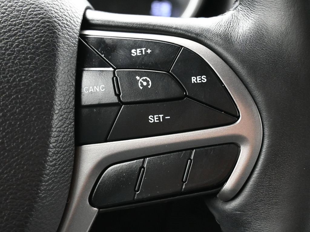 Used 2019 Jeep Grand Cherokee Limited image 22