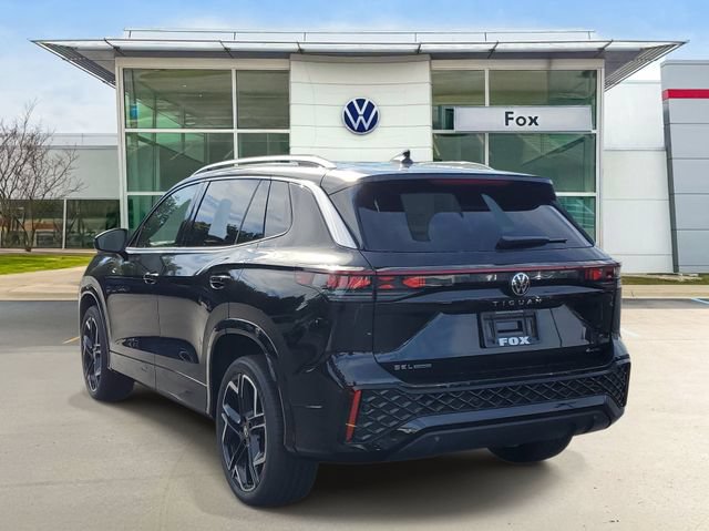 New 2026 Volkswagen Tiguan SEL R-Line AWD/4WD image 3