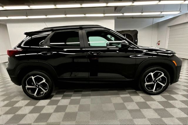 Used 2023 Chevrolet TrailBlazer RS FWD image 14