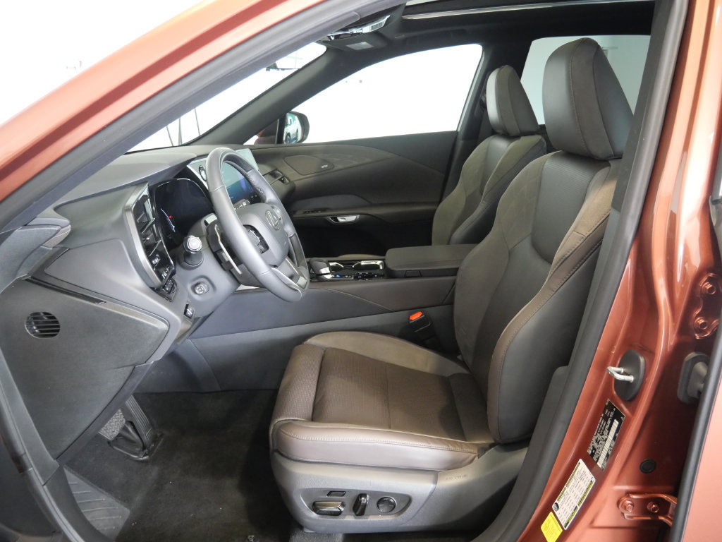 Certified 2023 Lexus RX 350 AWD w/ Accessory Package image 15
